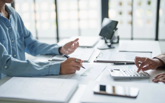 Osoby dokonujące kalkulacji rachunków